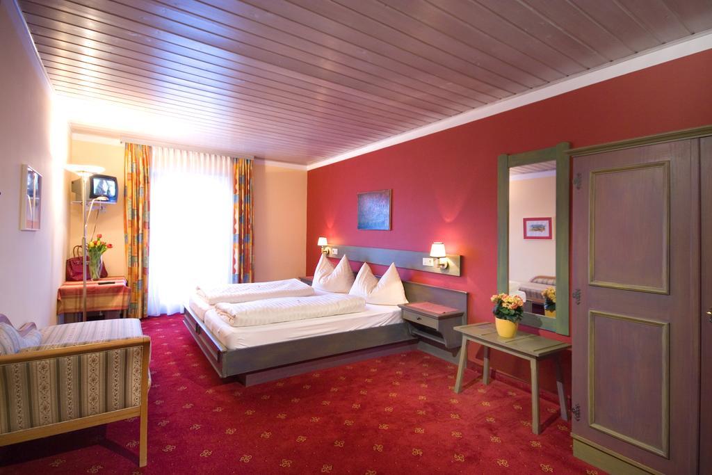 Hotel Aloisia, Hotel Garni Mariapfarr Ruang foto