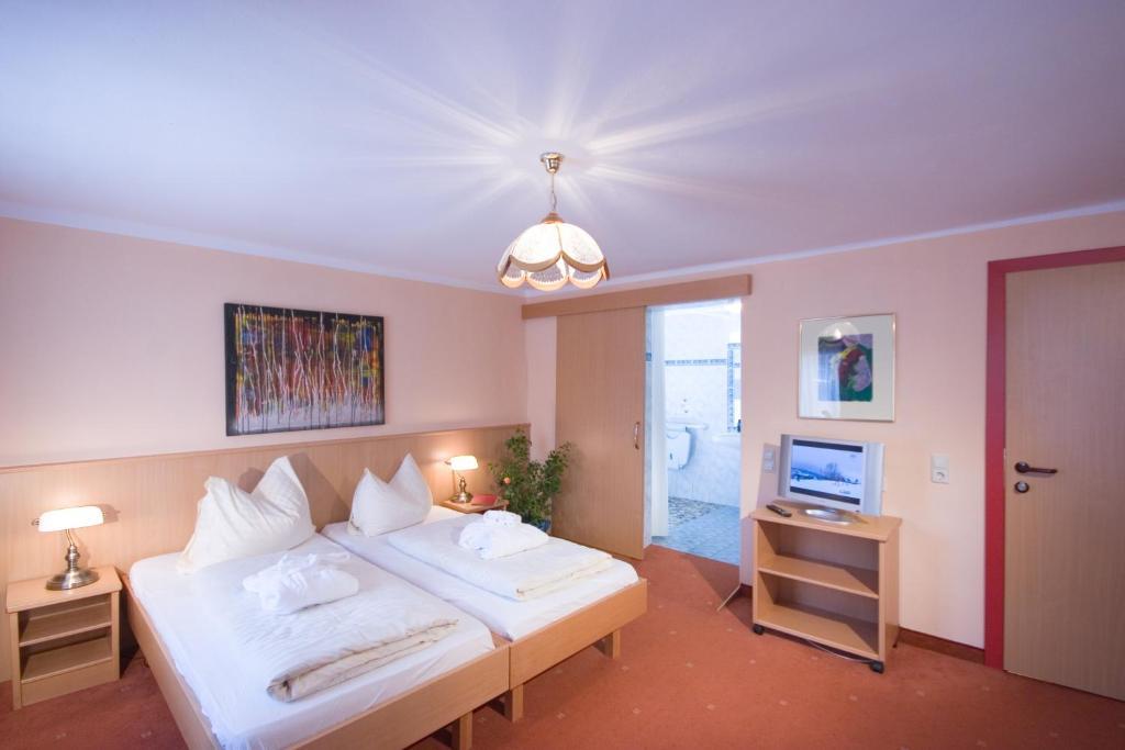 Hotel Aloisia, Hotel Garni Mariapfarr Bagian luar foto