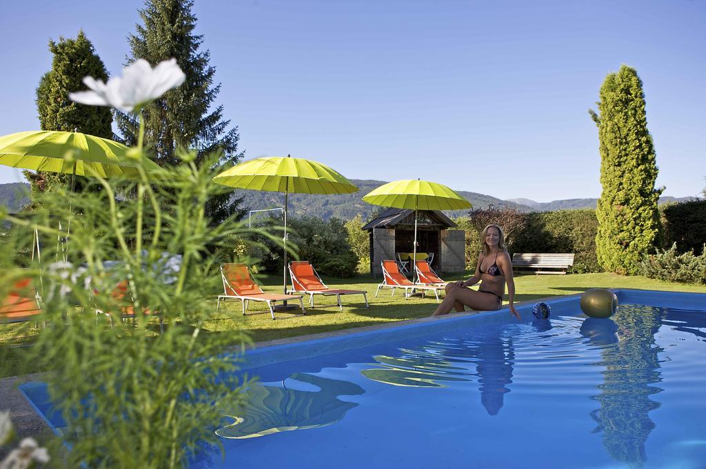 Hotel Aloisia, Hotel Garni Mariapfarr Bagian luar foto